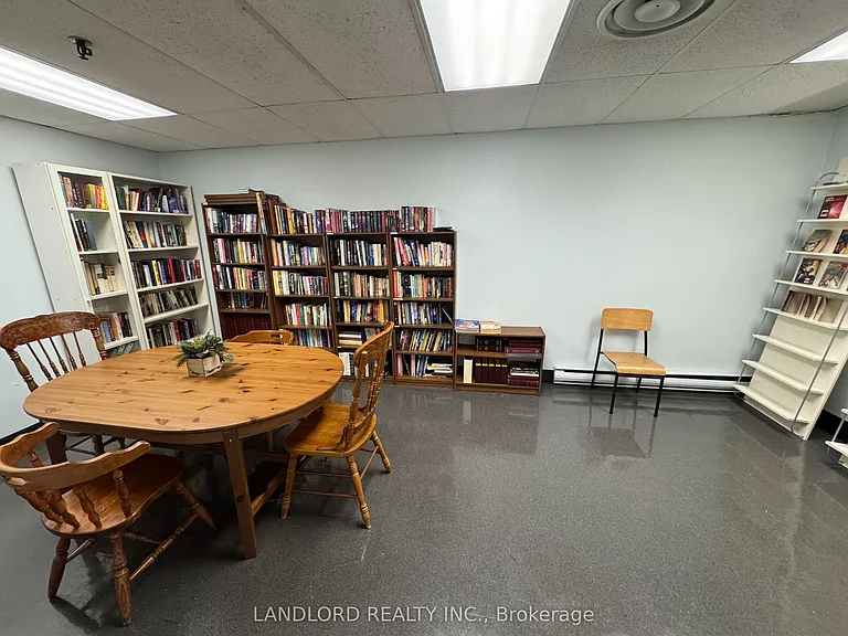 20 Speers Rd #1105 — Photo 48