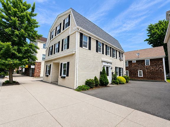 2nd image of 134 Boston St #1B