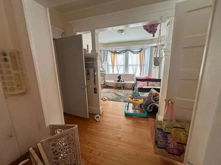 18 Edson St #20F — Photo 6