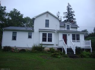 169 Parks Dr, Altoona, PA 16686