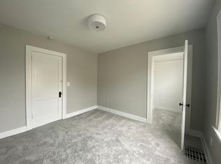 766 5th St NW #2, Grand Rapids, MI 49504