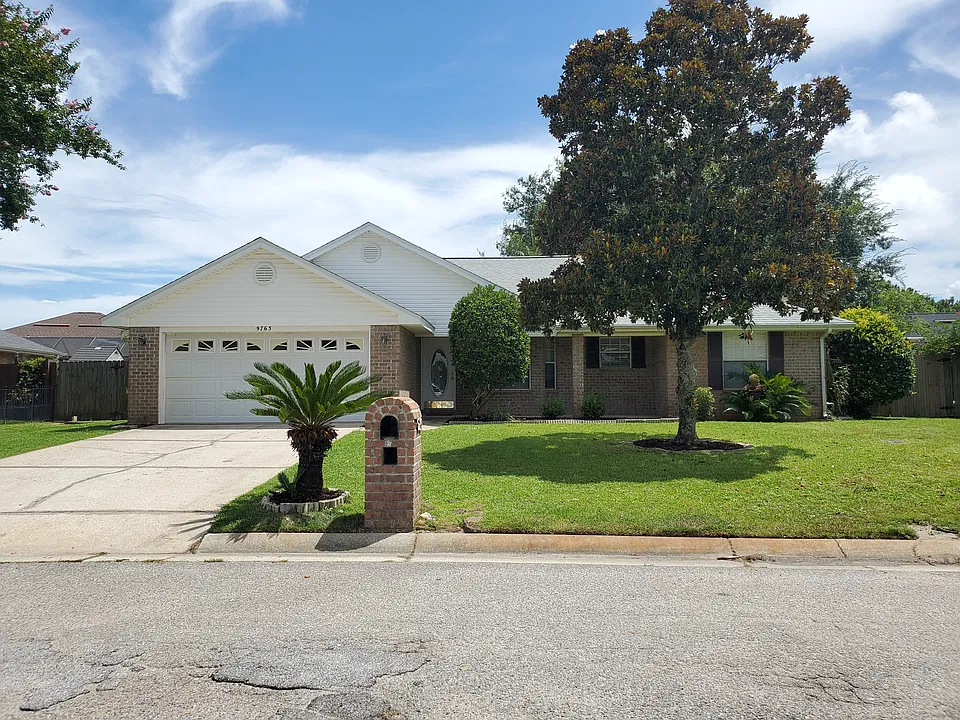 9763 Parker Lake Cir