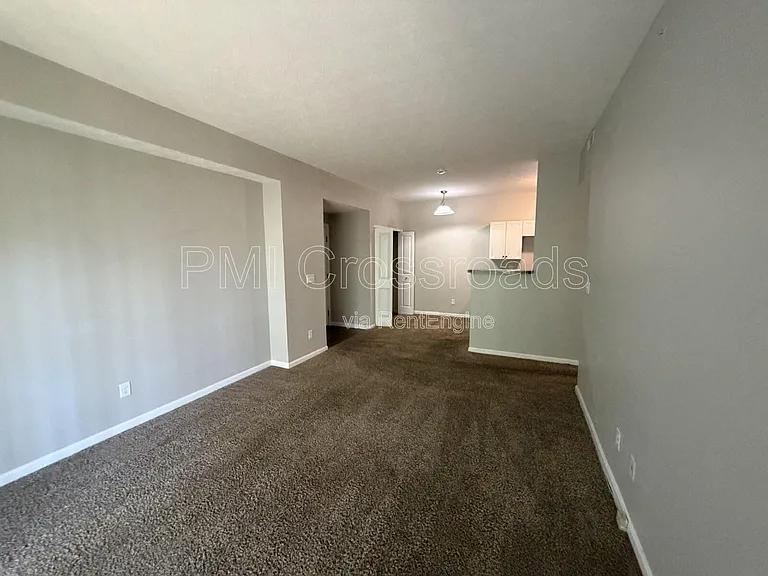 Jefferson Pointe — Photo 22