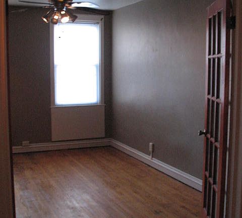 main level bdrm/liv room