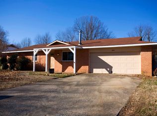 1402 Joye St, Springdale, AR 72762
