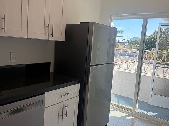 New Kitchen with New Appliances