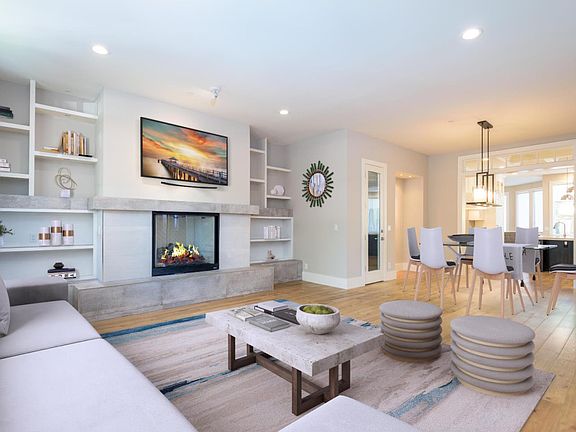 3rd image of 33 Iris St