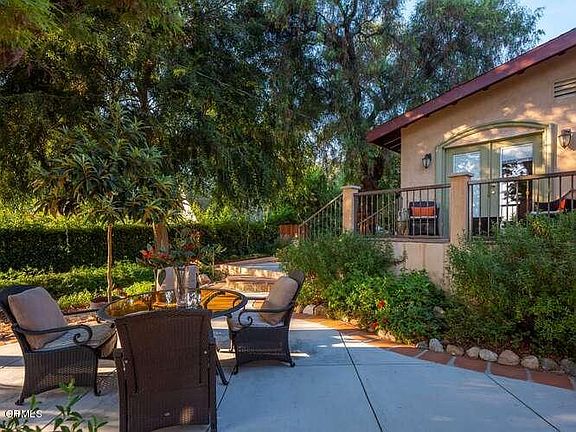 4th image of 381 E Las Flores Dr