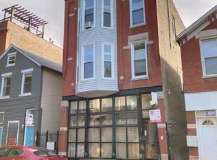 1084 N Marshfield Ave #1F, Chicago, IL 60622