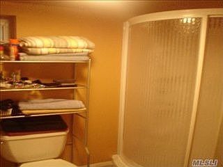 4th image of 72 Chapel Hill Dr