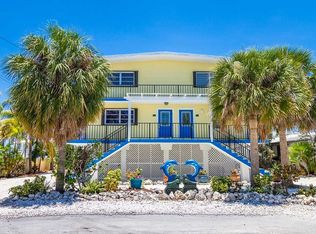 810 10th St, Key Colony Beach, FL 33051