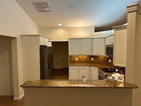 4th image of 807 SW 1st Avenue