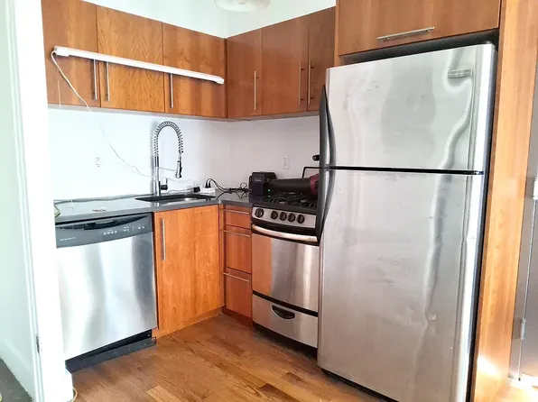 245 Frost Street image 3 of 14