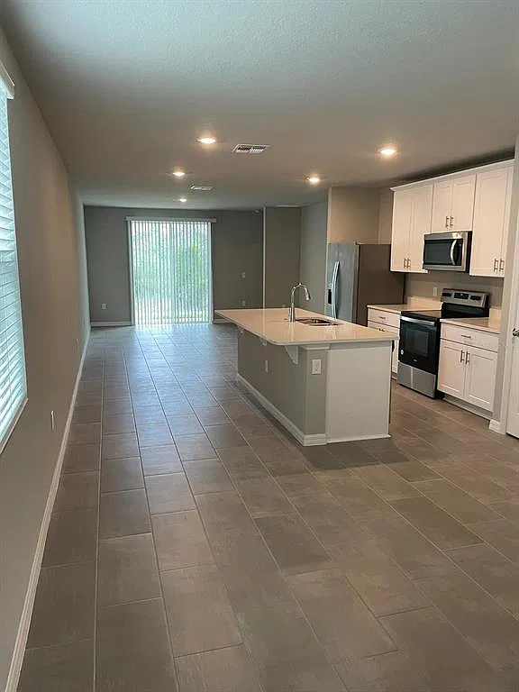 3 bed, 2.0 bath, 1483 sqft, $2,500 — Photo 4