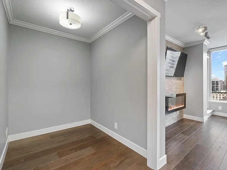 1001 Richards St #1401 — Photo 17