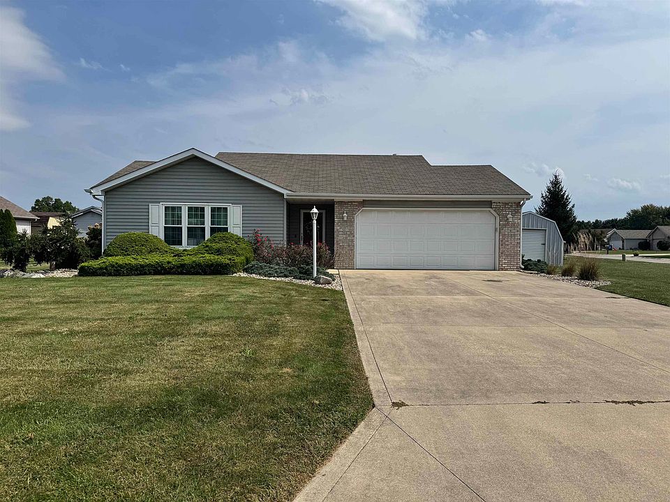 1st image of 204 Heide Ln