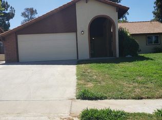 13645 Rachel Rd, Yucaipa, CA 92399