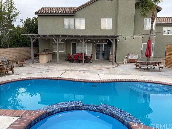 3rd image of 3284 Dales Dr