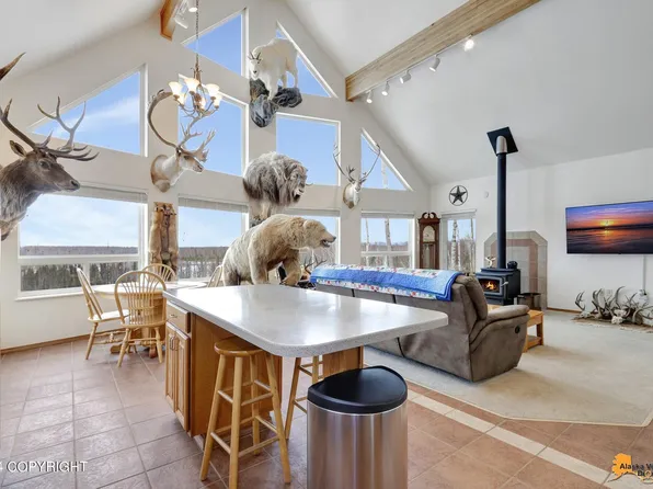 15320 N Thomas Cir, Palmer, AK 99688