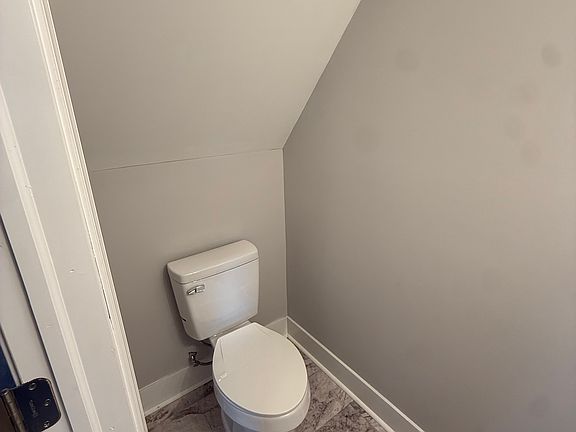 4th image of 6115 Lemon St