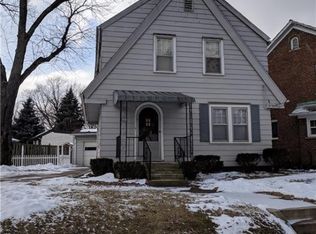2033 S Kennison Dr, Toledo, OH 43609