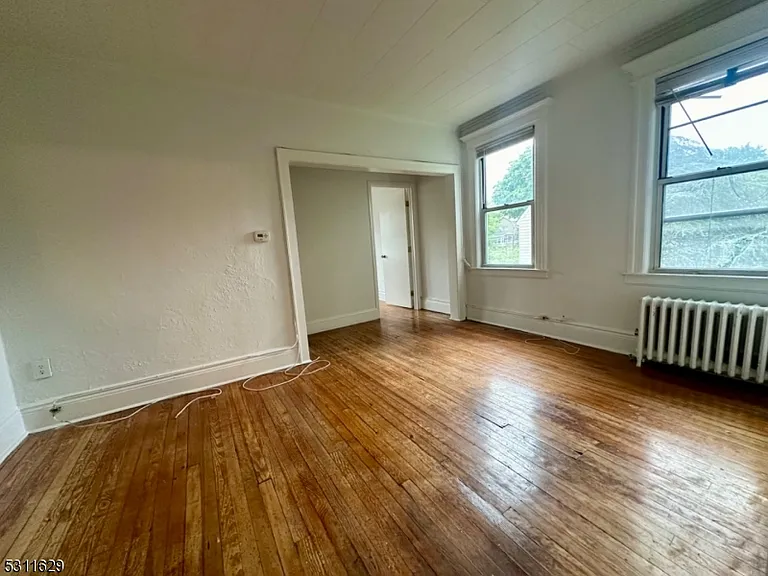 4B Swaine Pl — Photo 3