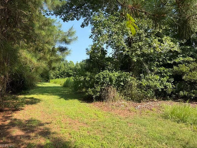 2nd image of 110 Hall Rd