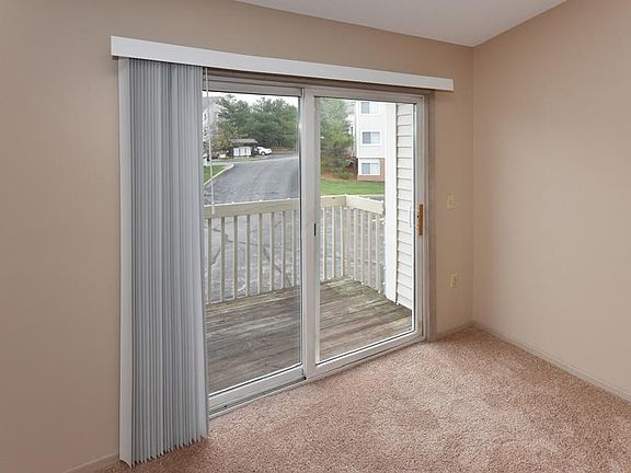 4th image of 1452 Buckingham Gate Blvd Unit H