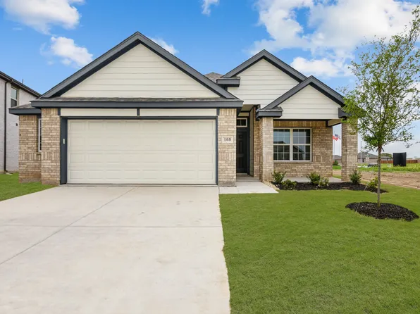 108 Drovers Dr, Cleburne, TX 76031