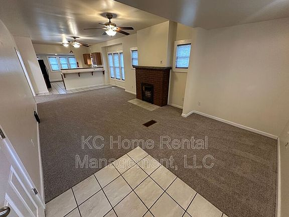 5th image of 1217 W 47th St