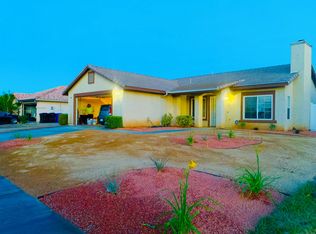 14407 Via Roca Rd, Victorville, CA 92392