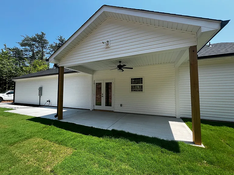 1421 White Horse Road Ext — Photo 10