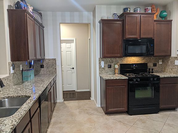 3rd image of 25787 N 107th Dr