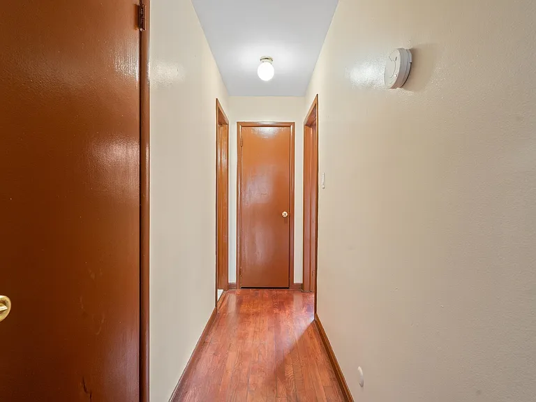 387 Cator Ave #2 — Photo 10