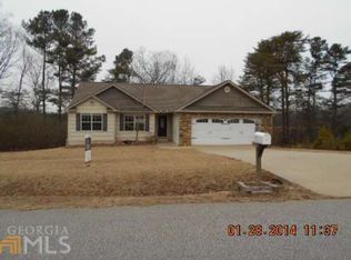 200 Rosecliff Dr, Cornelia, GA 30531