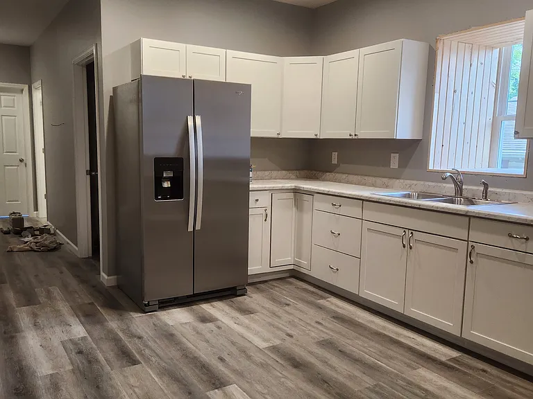 239 N Pine St #237 — Photo 2