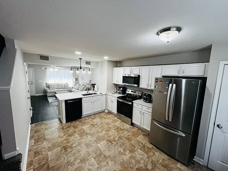 4013 Cody Dr — Photo 5