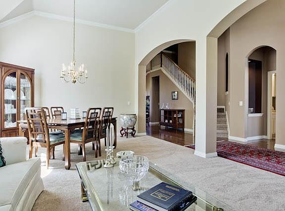 5th image of 4504 Avebury Dr