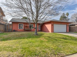2480 Queenwood Dr, Rancho Cordova, CA 95670
