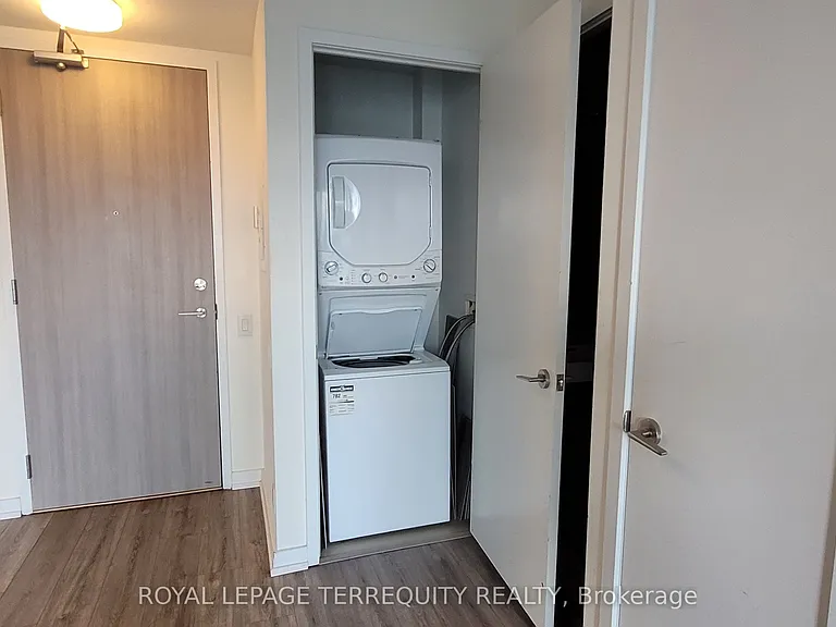 390 Cherry St #1503 — Photo 8