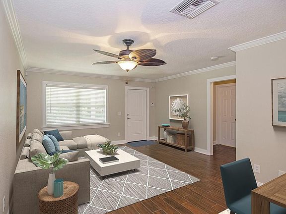 3rd image of 9425 Frangipani Dr
