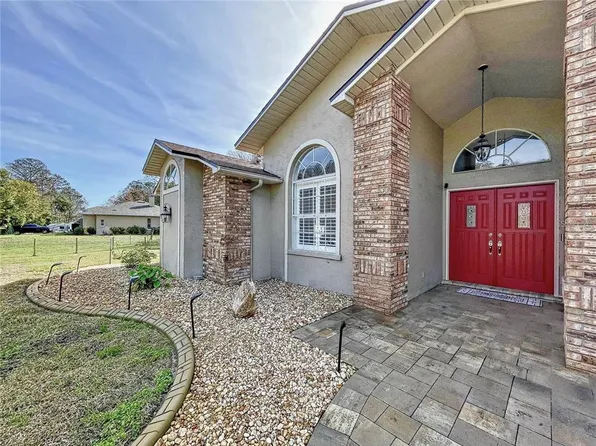 10060 Chip Ln, New Port Richey, FL 34654