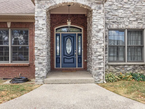 1084 Scenic Gdn, Lawrenceburg, KY 40342