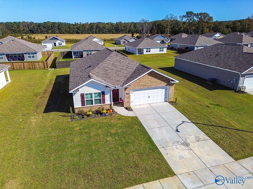 1st image of 215 Chubbs Ln