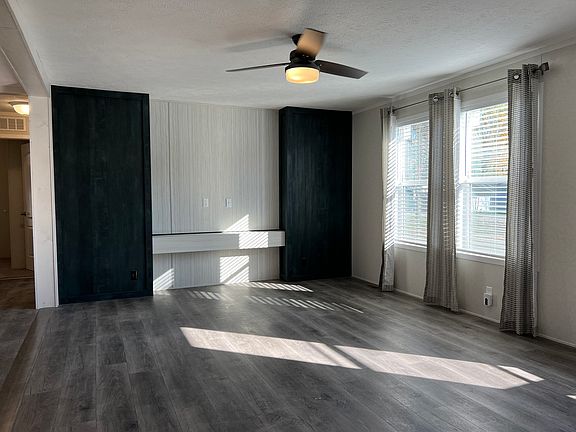 4th image of 65 Ash Ave #65