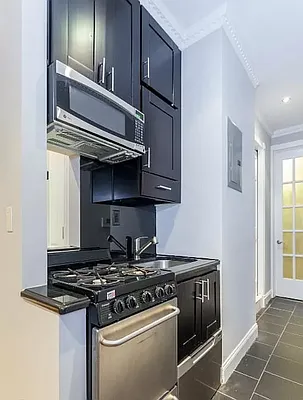 Rented by REAL New York | media 9