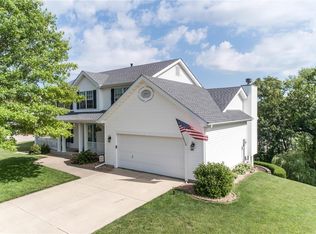 1139 White Pine Cir, Columbia, IL 62236