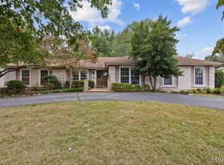 216 San Angelo Dr, Chesterfield, MO 63017