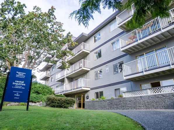 1144 Rockland Ave, Victoria, BC V8V 3H7