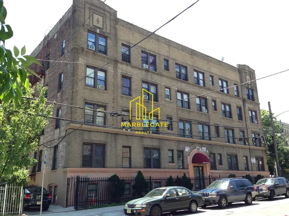 329 Park Ave, Newark, NJ